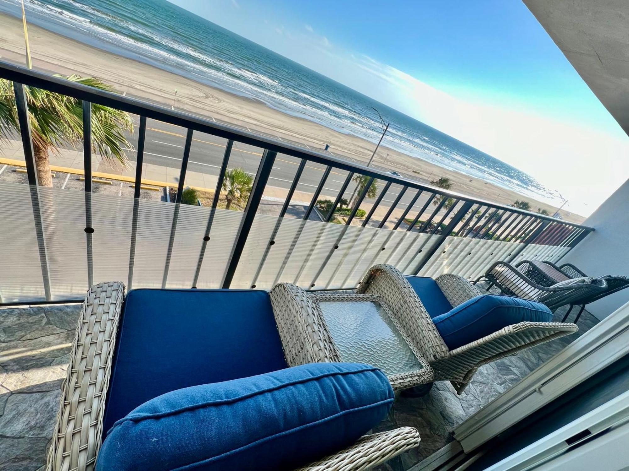 Amazing And Spectacular Ocean And Beach Views In Galveston Exterior foto